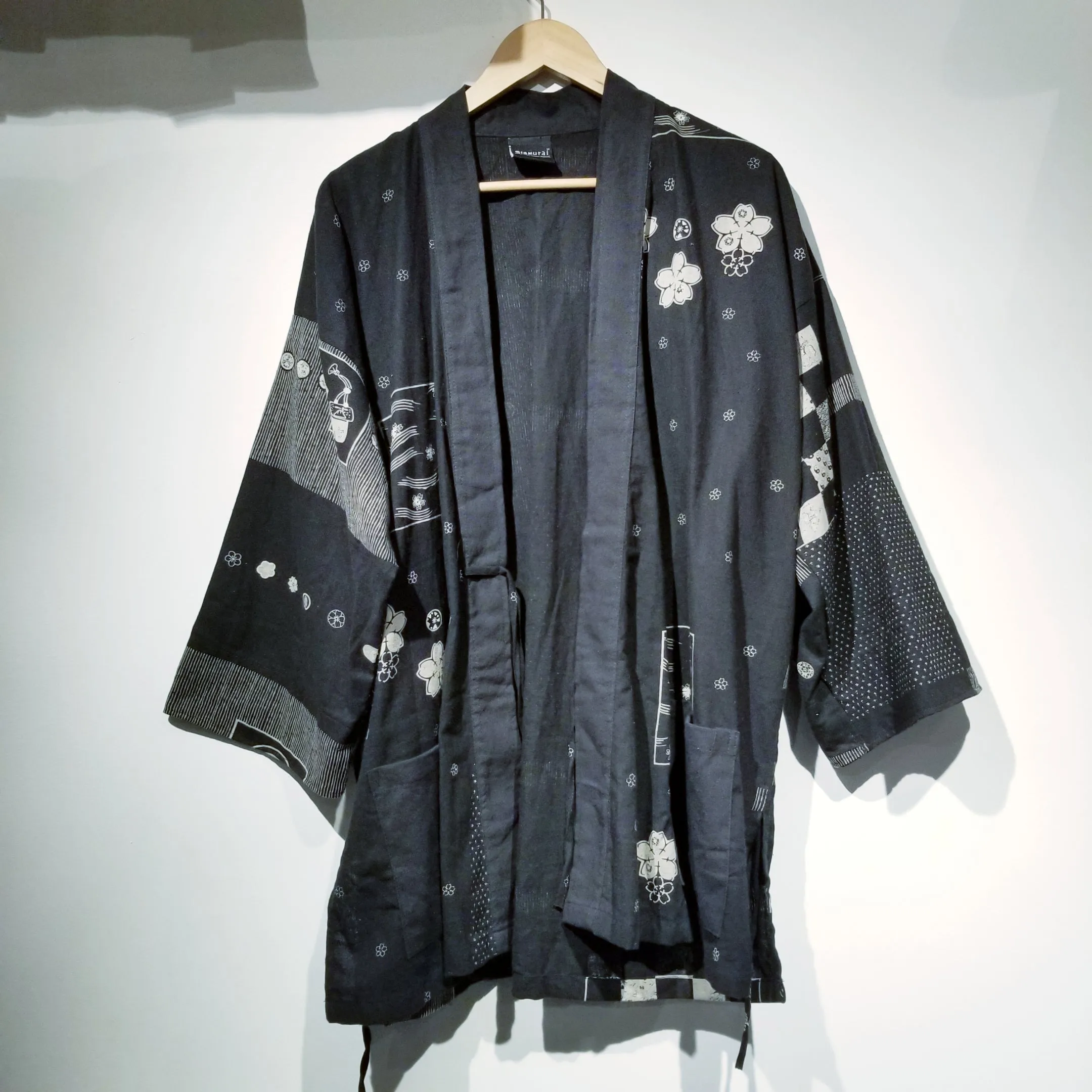 Black Bunny kamon Noragi Kimono