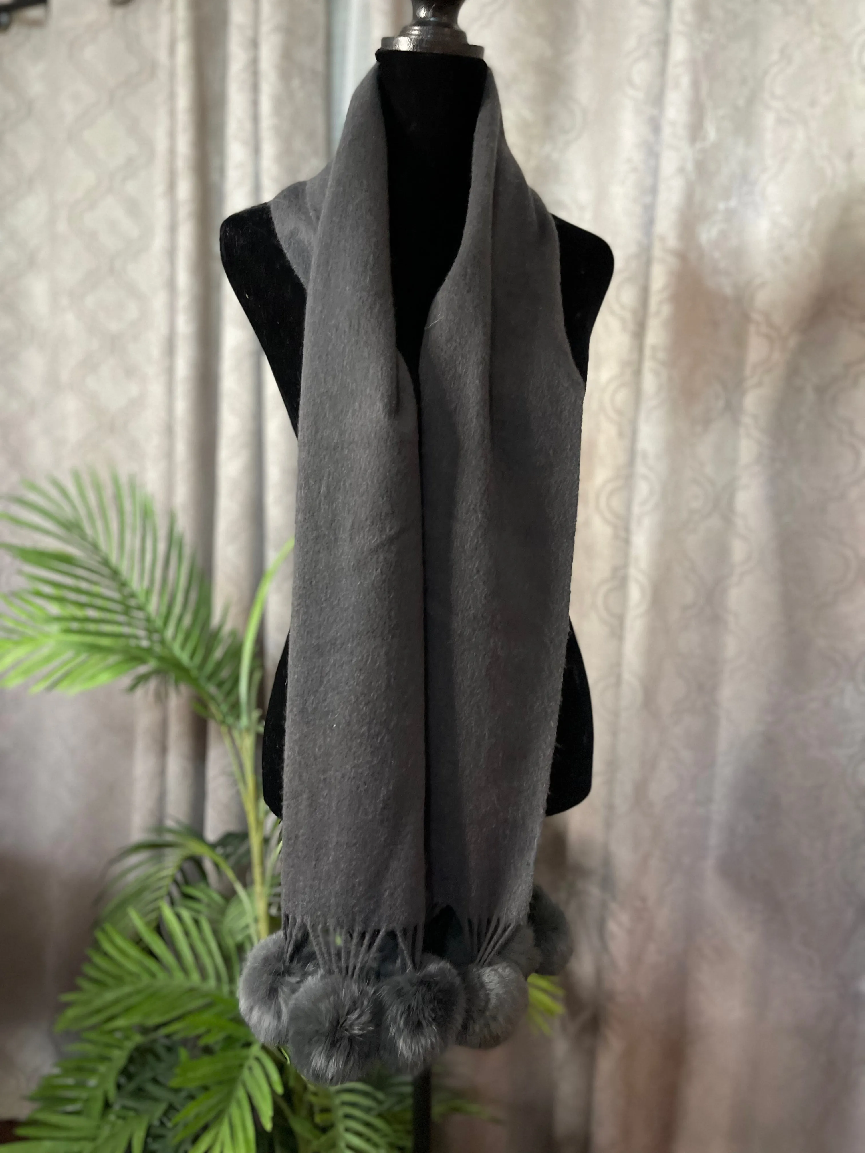 Cashmere / wool / fur Scarf