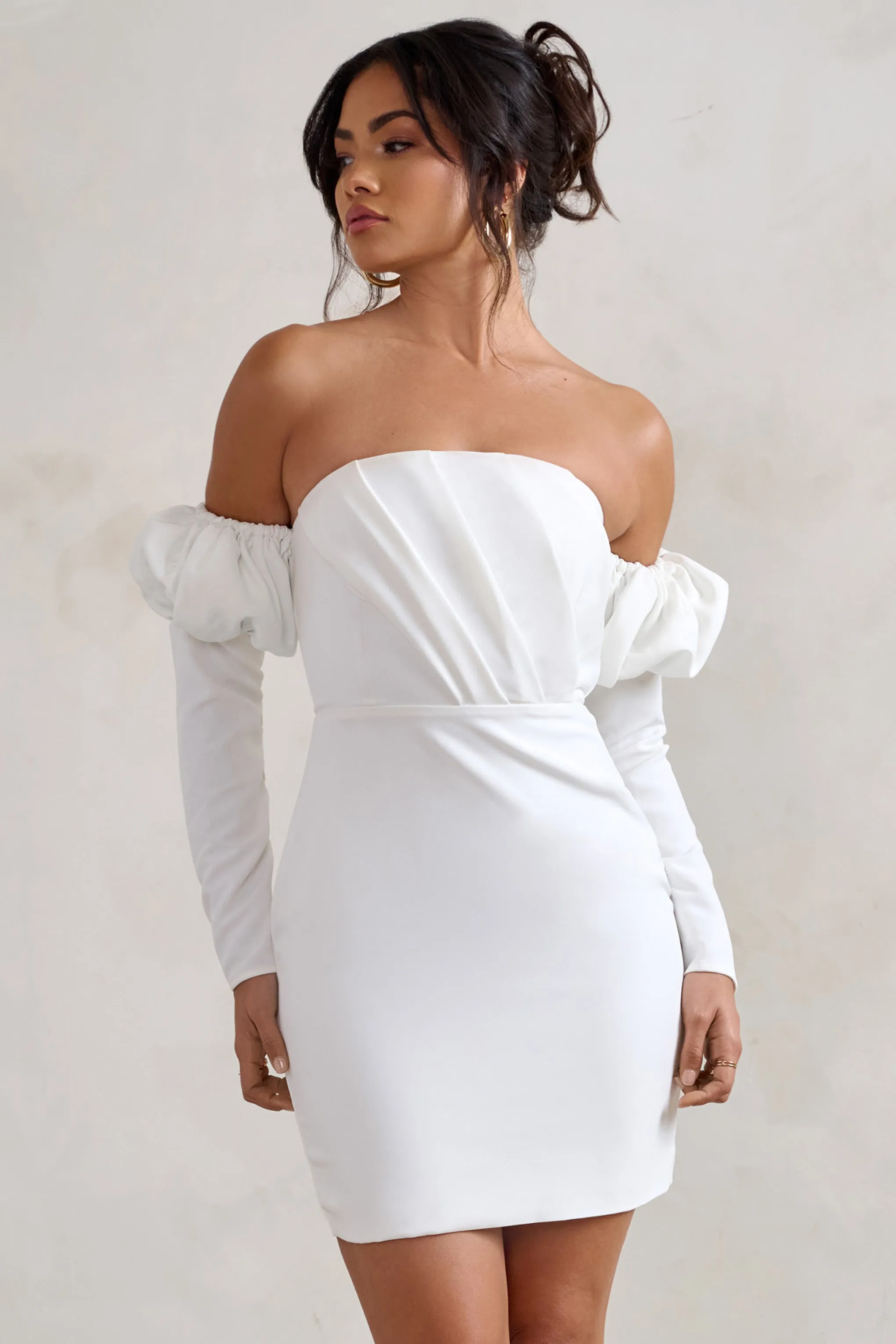 Laurie | Mini-robe blanche à manches longues bouffantes Bardot